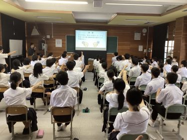 福井県大野市上庄中学校
