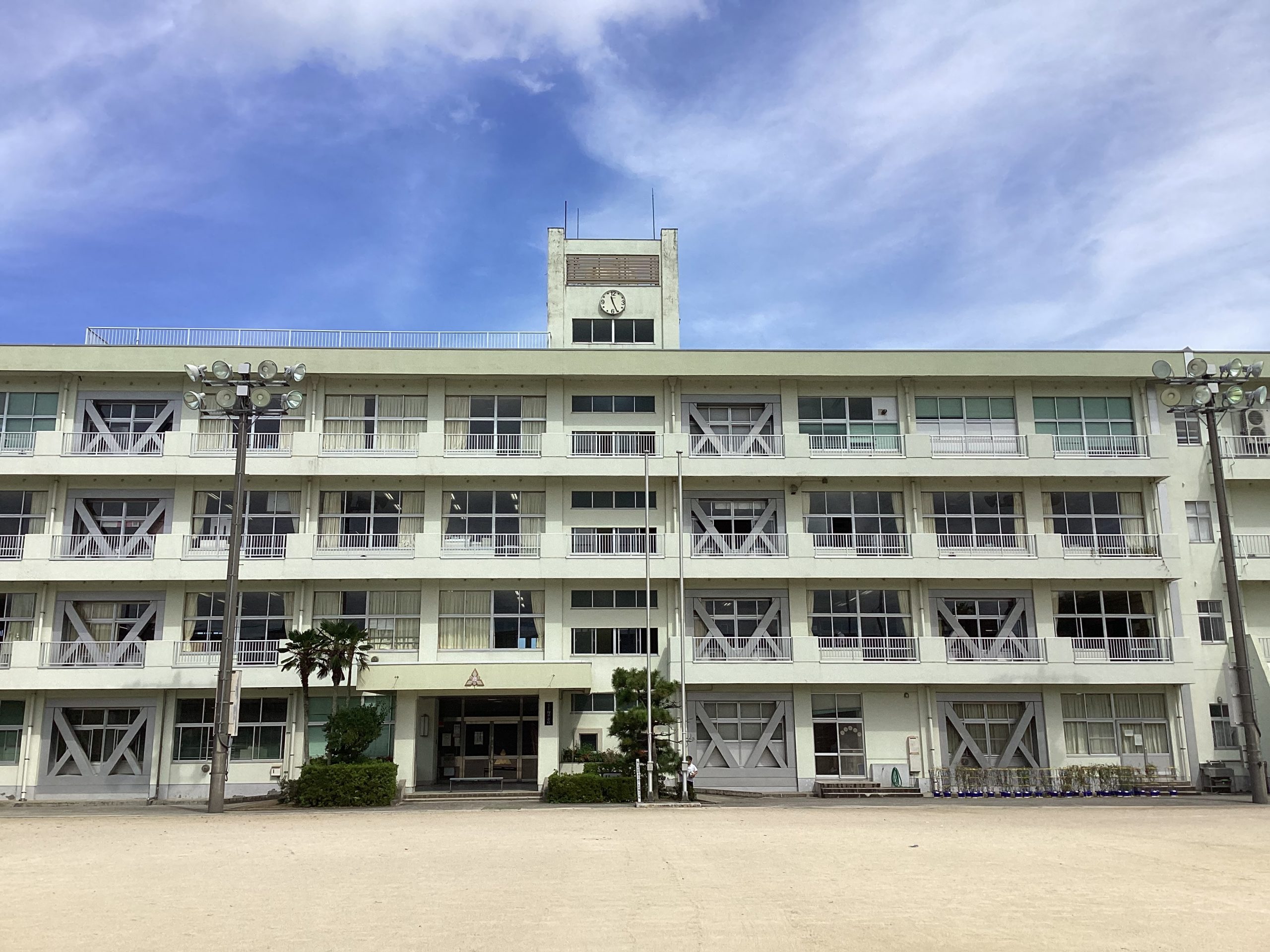 富山県富山市立桜谷小学校