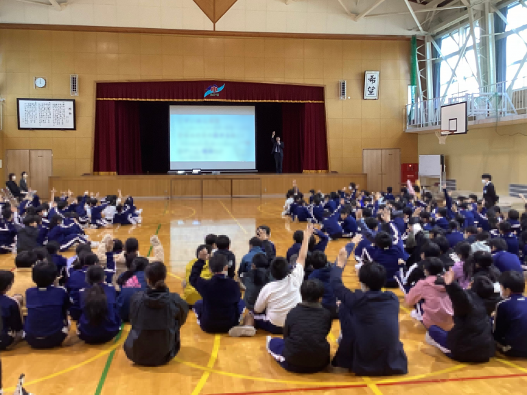 富山県黒部市立たかせ小学校