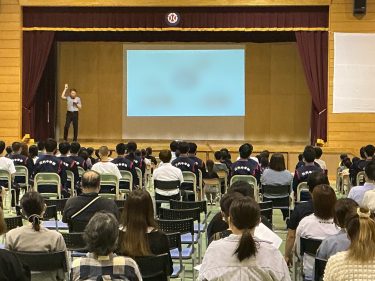 青森県むつ市立川内小学校/むつ市立川内中学校